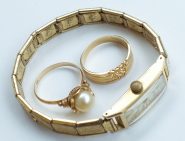 リフォーム前のﾊﾟｰﾙリング　時計　18ｋリング