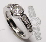 ダイヤリング0.7ｃｔ　爪が低いリング