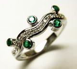 エメラルドリング　オーダーメイド　宝石工房ながお