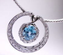 取り替え出来るペンダント　ブルージルコン　宝石工房ながお