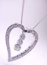 トップが取り替えできるペンダント　宝石工房ながお