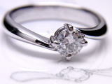 ダイヤリング　0.77ｃｔ　手作り