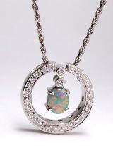 サークル着せ替えペンダント オパール