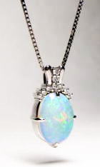 オパールペンダントにリフォーム