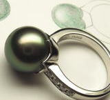 インディゴライト　馬蹄ペンダント