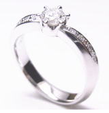 エンゲージリング　0.35ｃｔ　手作り