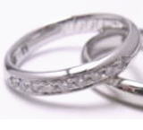 結婚指輪にメレダイヤ後付