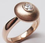 ユニークなダイヤリング　手作り作品