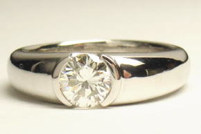 ダイヤリング　0.77ｃｔ　手作り