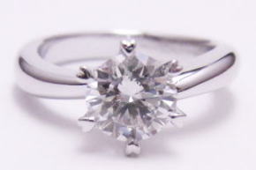 ダイヤリング　1.147ｃｔ　ハート爪で手作り