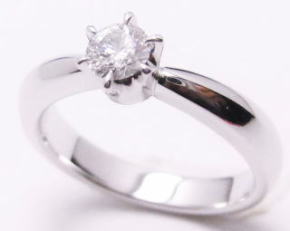 ダイヤリング0.34　ｐｔ900　手作り作品