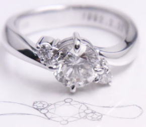 1.123ｃｔダイヤリング　手作り作品