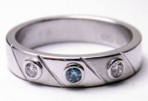 メンズリング　ブルーダイヤ　手作り