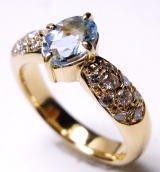 アクアマリン指輪　手作り作品　宝石工房ながお