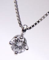 ダイヤペンダント0.21ｃｔ　手作り作品　宝石工房ながお