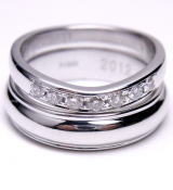 形の違う結婚指輪　オーダーメイド　宝石工房ながお