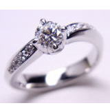 エンゲージリング　オーダーメイド　宝石工房ながお