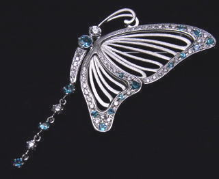 蝶のブローチ　パライバ　宝石工房ながお