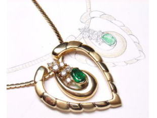 エメラルドペンダントにハートを着せる　宝石工房ながお
