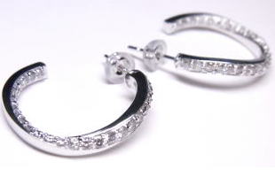 イヤリングをピアスに加工　宝石工房ながお